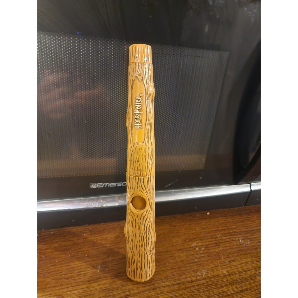 Vintage 2001 Harry‎ Potter Wand Twist Open Candy Dispenser Wizarding World
